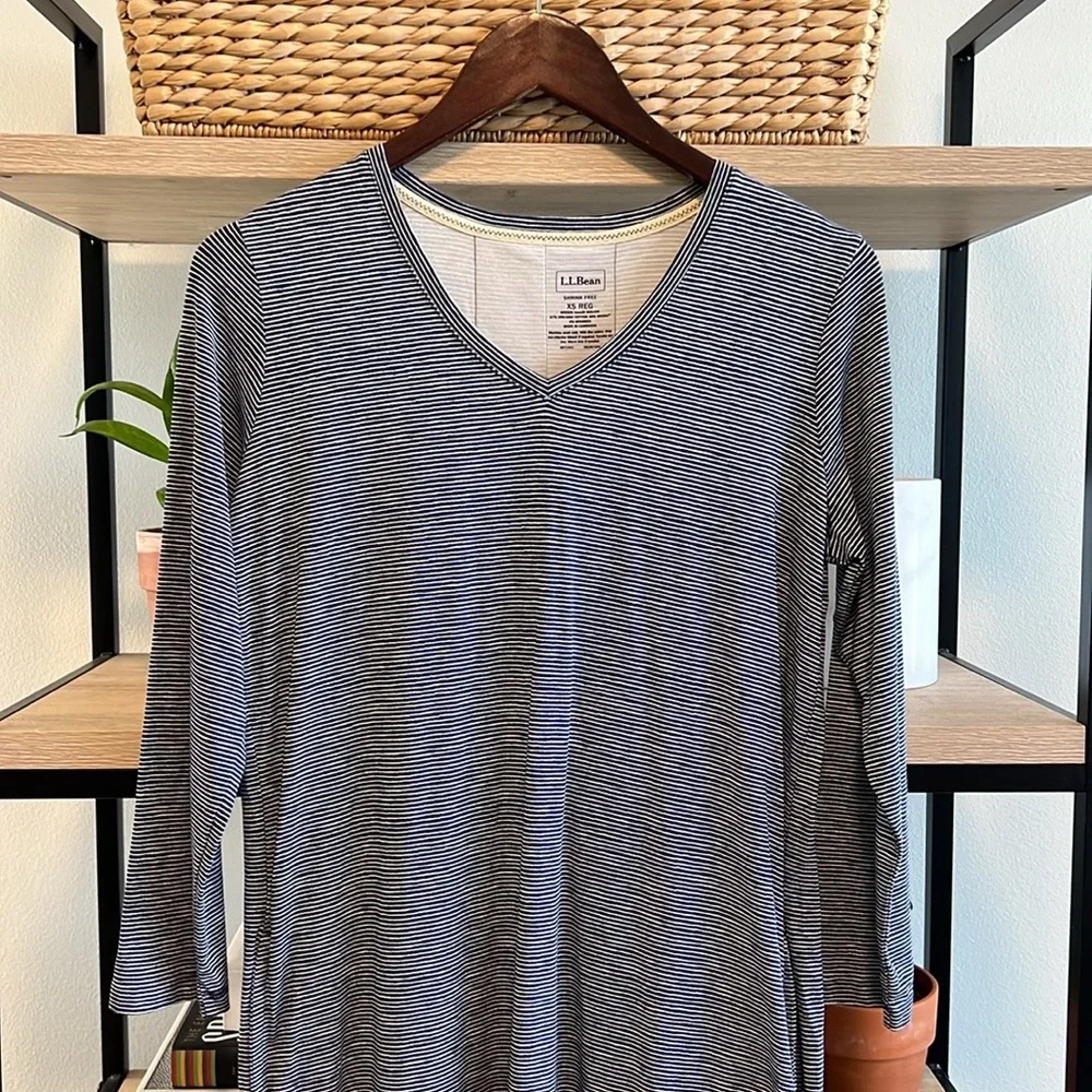 L.L. Bean Stretch Organic Cotton Jersey Long Sleeve Striped Dress w/Pockets, XS - Picture 2 of 7